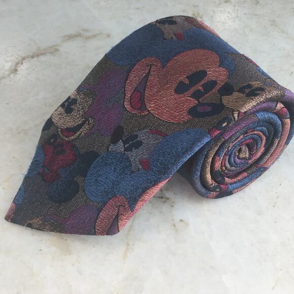 BALANCINE PRESENTS "THE TIE WORKS" DISNEY MICKEY NECKTIE - Picture 11 of 12